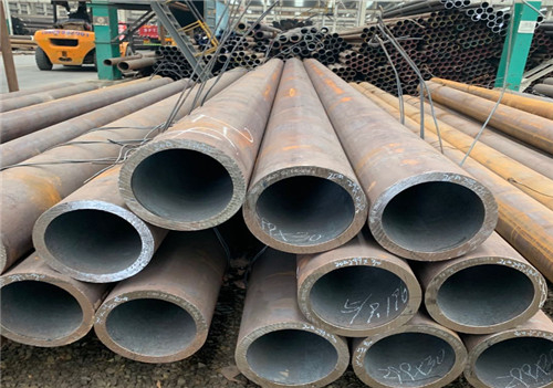 合金厚壁碳鋼無縫管 量大價優(yōu) 合金厚壁碳鋼無縫管 量大價優(yōu)